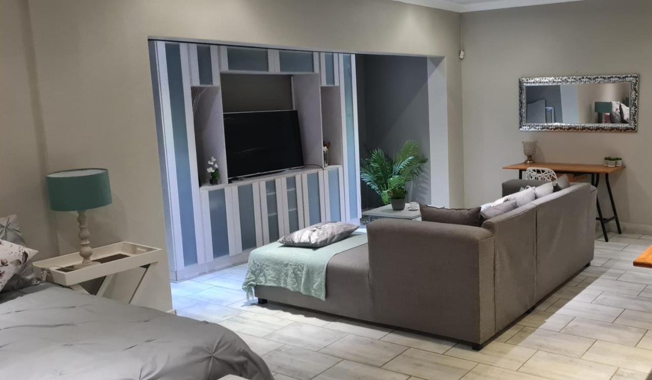 Bayswater Guest Rooms Bloemfontein Esterno foto