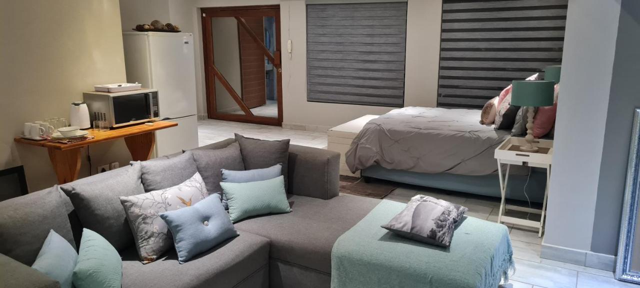 Bayswater Guest Rooms Bloemfontein Esterno foto